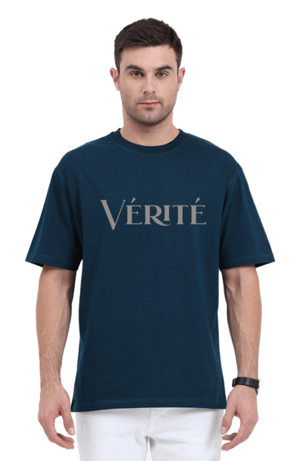 VÉRITÉ Unisex Oversized T-Shirt